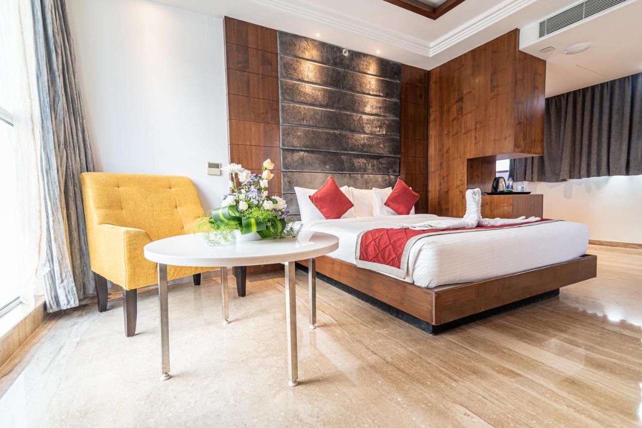 Bhagini Icon Premier Hotel Бангалор Экстерьер фото