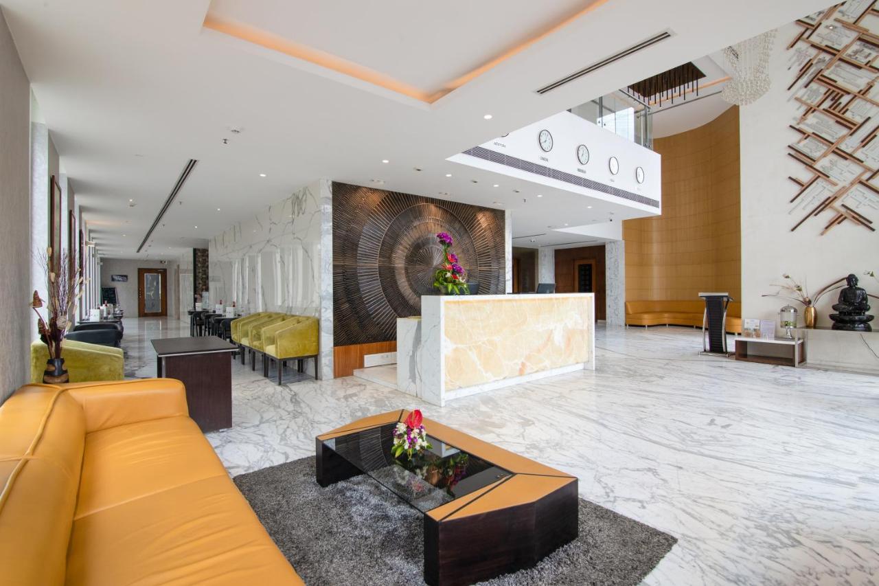 Bhagini Icon Premier Hotel Бангалор Экстерьер фото