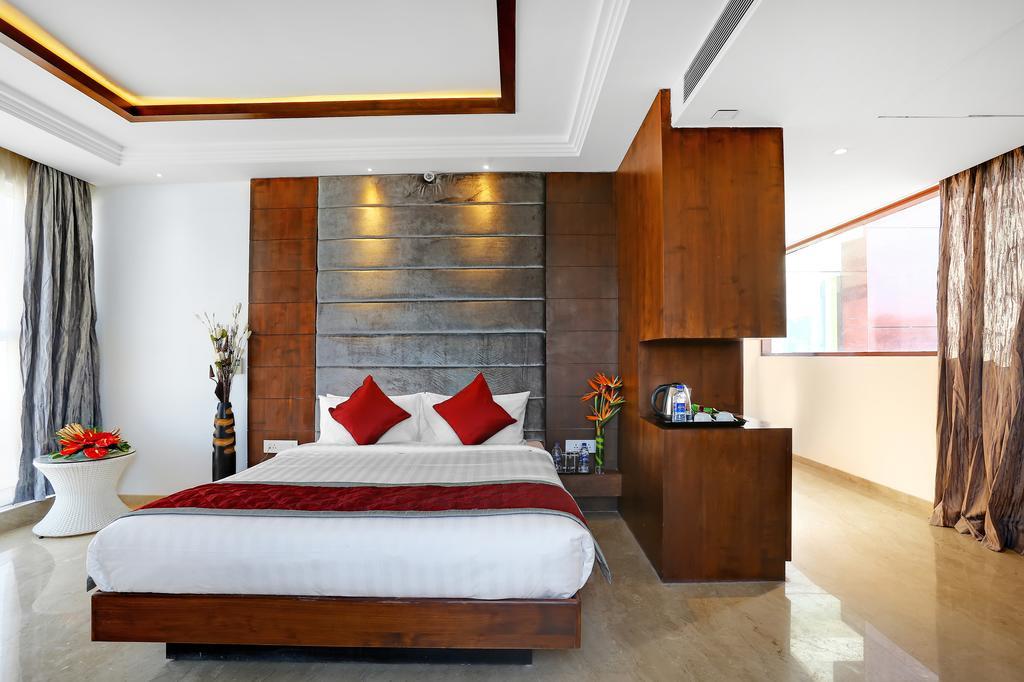 Bhagini Icon Premier Hotel Бангалор Экстерьер фото